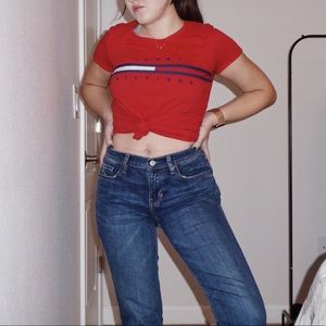 RED TOMMY HILFIGER TEE